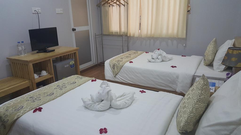 Asian Smile Hotel Yangon Exterior foto