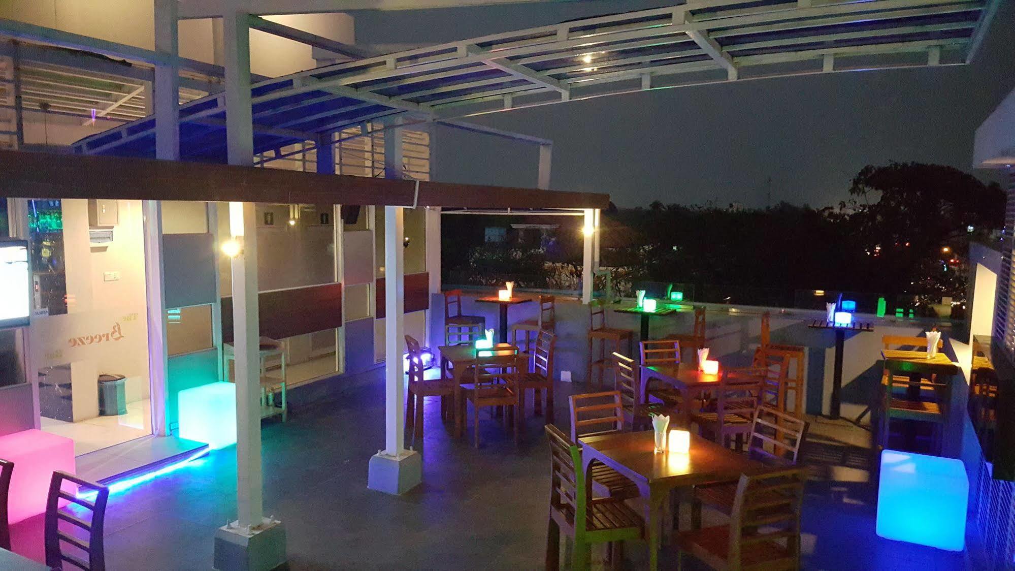 Asian Smile Hotel Yangon Exterior foto