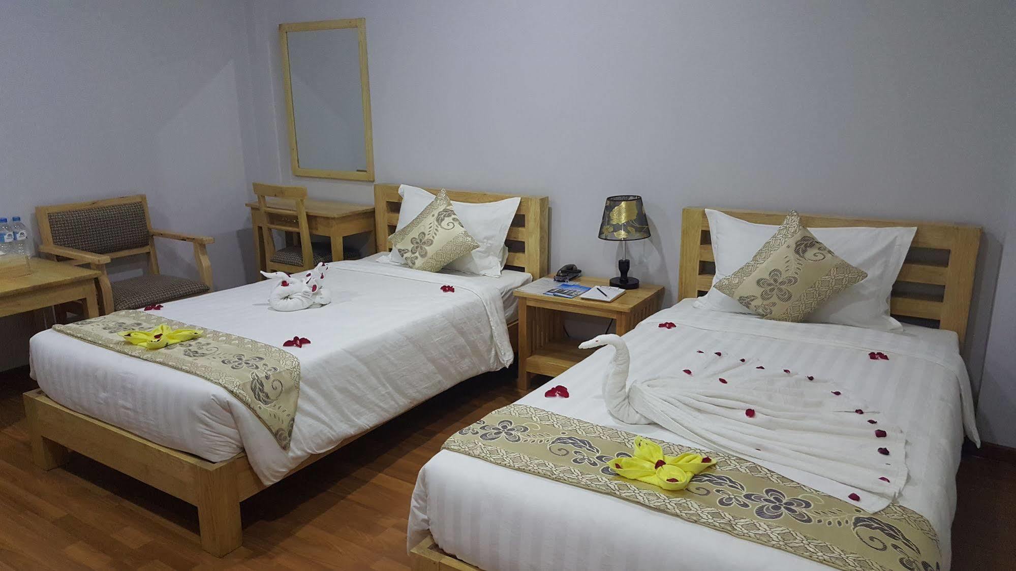 Asian Smile Hotel Yangon Exterior foto