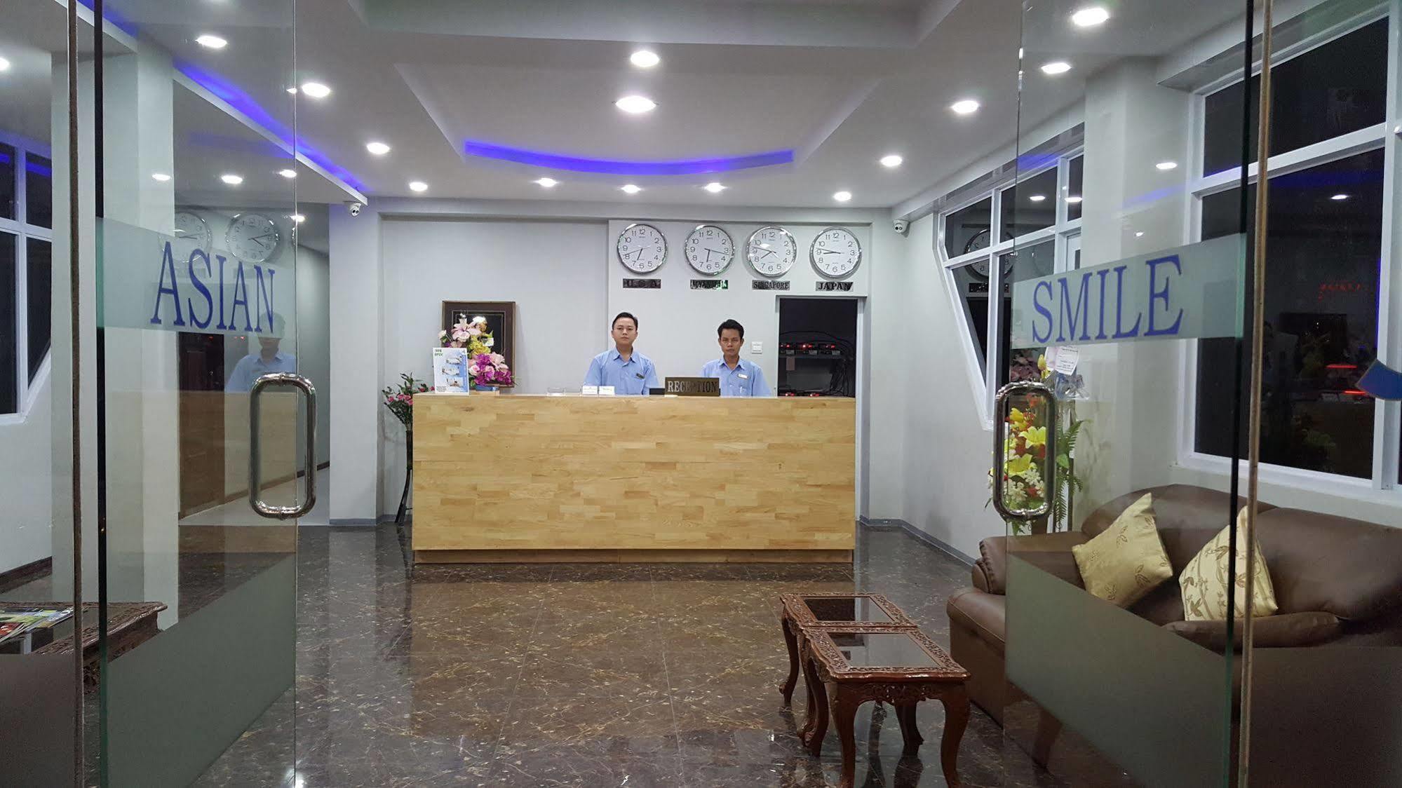 Asian Smile Hotel Yangon Exterior foto
